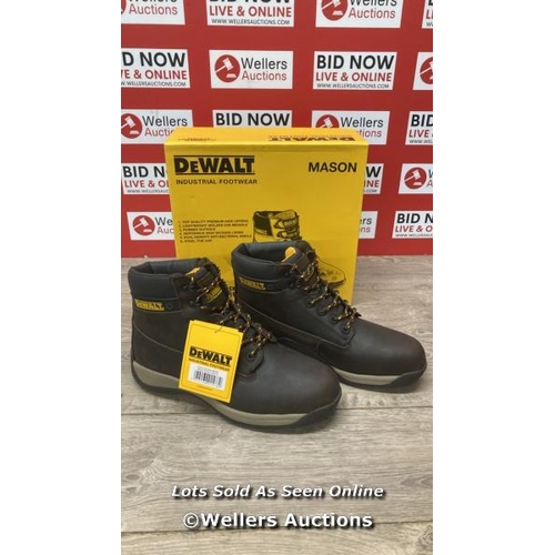 2707 - DEWALT MASON SAFETY BOOTS / UK 9 / BROWN / D34