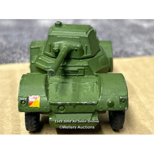 109 - Two Dinky armoured cars no.670, both different shades of green, with ridged hubs, unboxed / AN18