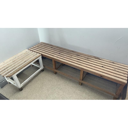 56 - X5 WOODEN BENCHES, LARGEST 45CM (H) X 300CM (L) X 42CM (D)