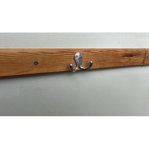 59 - CHANGING ROOM COAT HOOKS, BUYER WILL REQUIRE PHILIPS HEAD SCREWDRIVER TO REMOVE, APPROX OVERALL LENG... 