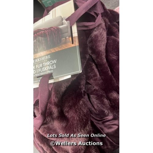 4118 - BERKSHIRE TEXTURED FAUX FUR THROW - 152 X 177 CM / WITHOUT PACKAGING / APPEARS NEW   / P9