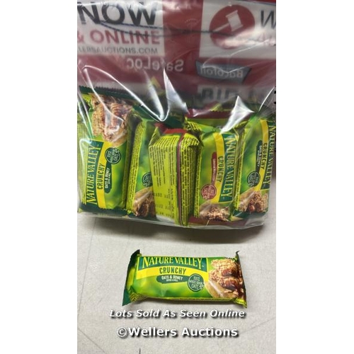 4406 - SELECTION OF NATURE VALLEY CRUNCHY OATS AND HONEY BARS / C25