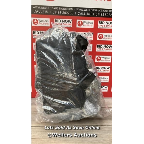 4572 - BAG OF BAG WIN COVERS