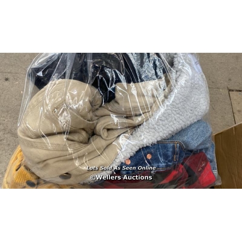 4593 - BAG OF JEANS JACKETS