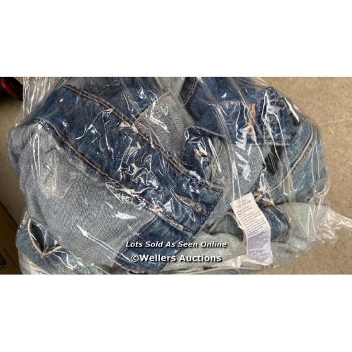 4622 - BAG OF JEANS JACKETS