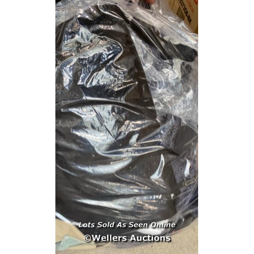 4674 - BAG OF BUGGY COVERS