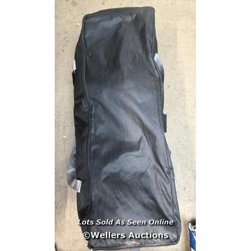 4807 - BAG OF SUN LOUNGER OUTDOOR PORTABLE