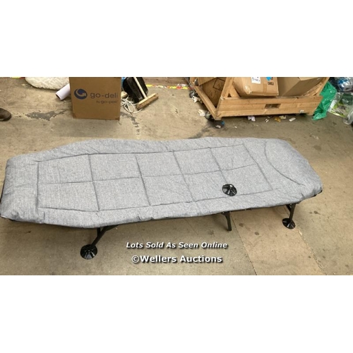 7054 - PORTABLE FOLDING LOUNGER / BR