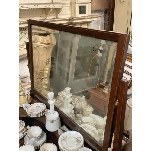 46 - A four drawer mid-century oak dressing table with mirror, by James Phillips & sons, Union Street Bri... 