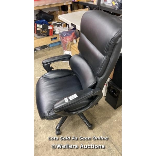 6084 - LA-Z-BOY AIR EXECUTIVE CHAIR / MINIMAL SIGNS OF USE / P8