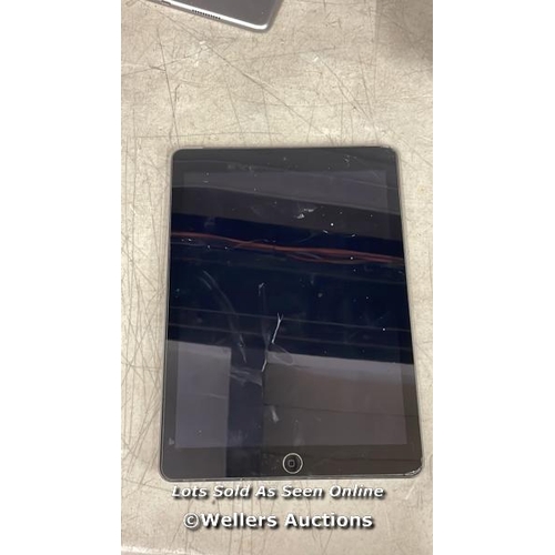 464 - APPLE IPAD 1ST GEN A1475 / 16GB / SERIAL: DMQLWSJFF4YD / I-CLOUD (ACTIVATION) LOCKED / RESTORED TO F... 