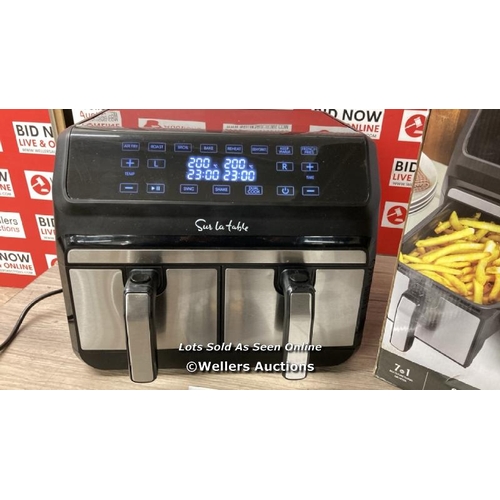 28 - SUR LA TABLE AIR FRYER WITH X2 3.8L DRAWERS / DAMAGED HANDLE / POWERS UP / SIGNS OF USE / A21