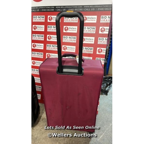 520 - 2 X PRE-OWNED SUITCASES INCL IT / E40