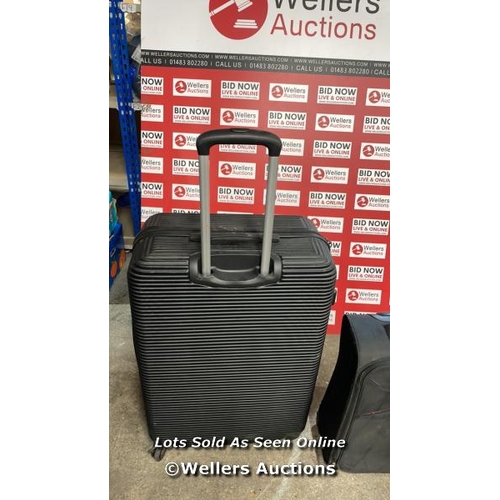 521 - 2 X PRE-OWNED SUITCASES / E30