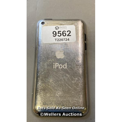 9562 - APPLE IPOD / 8GB / A1367