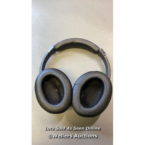 9596 - BOSE QUIETCOMFORT WIRELESS HEADPHONES 15 INCL. CASE