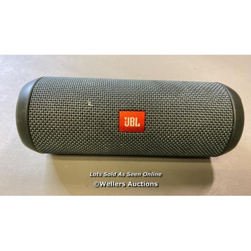 9623 - JBL FLIP ESSENTIAL 2 PORTABLE WIRELESS SPEAKER WATERPROOF