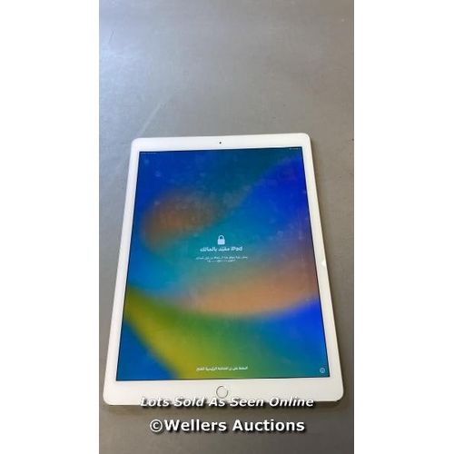 9637 - APPLE IPAD 12.9 (1ST GEN) DATE: 2024-07-17 / 128 GB / SILVER / A1584 / SERIAL: DLXT91G2GMLM ICLOUD L... 