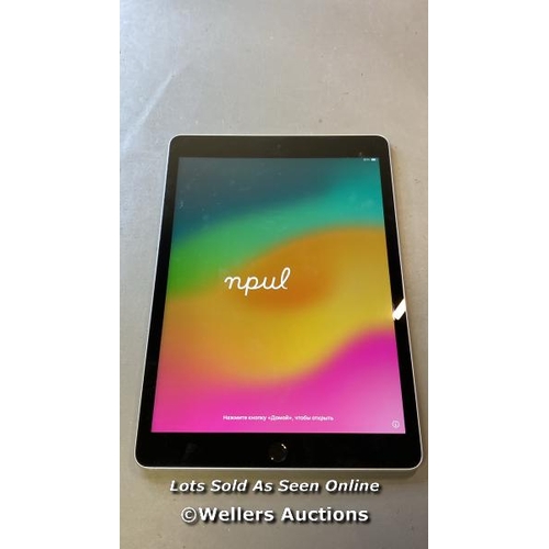 9640 - APPLE IPAD 10.2 (9TH GEN) / 64GB / SILVER / A2602 / SERIAL: TV616YRP7K