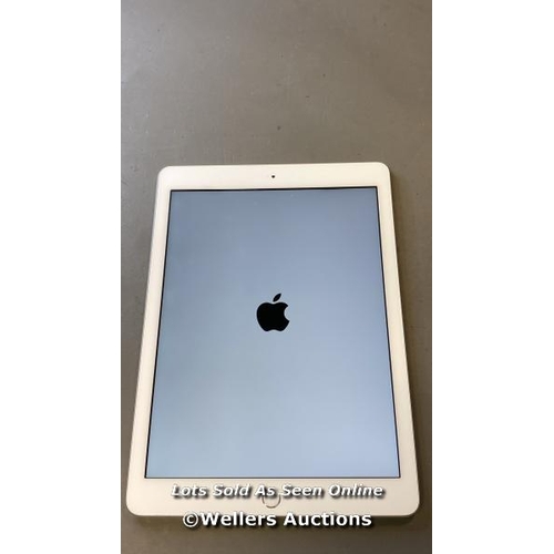 9701 - APPLE IPAD 6TH GEN / 128 GB / A1893 SEERIAL F9FYH1AH1AHJF8N