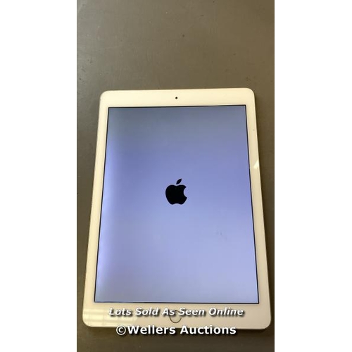 9704 - APPLE IPAD AIR 2 / 32 GB / SILVER / A1566 / SERIAL: F6QY801HHGS5F  / I-CLOUD LOCKED