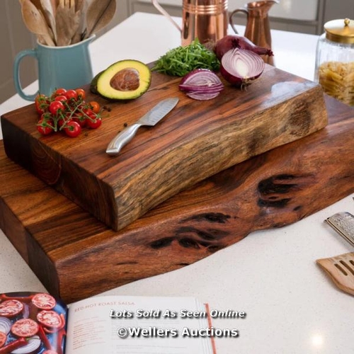 8105 - UNION RUSTIC EDDYVILLE PROFESSIONAL CHEF CHOPPING BOARD / SIZE: 70CM H X 40CM W / RRP 110.95 / CONT2