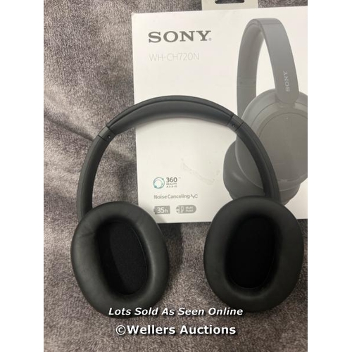 8902 - SONY WHCH720NB NOISE CANCELLING OVEREAR HEADPHONES / POWERS UP & CONNECTS VIA BLUETOOTH WITH SOUND /... 