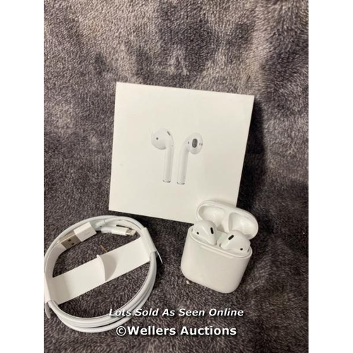 8921 - APPLE AIRPODS / 2ND GEN / WITH CHARGING CASE / MV7N2ZMA / POWERS UP & CONNECTS VIA BLUETOOTH WITH SO... 