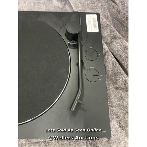 8939 - SONY PSLX310BT BLUETOOTH TURNTABLE / UNTESTED / WITHOUT POWER SUPPLY / SIGNS OF USE / MISSING COVER ... 