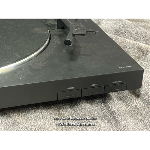 8939 - SONY PSLX310BT BLUETOOTH TURNTABLE / UNTESTED / WITHOUT POWER SUPPLY / SIGNS OF USE / MISSING COVER ... 