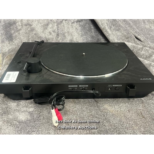 8939 - SONY PSLX310BT BLUETOOTH TURNTABLE / UNTESTED / WITHOUT POWER SUPPLY / SIGNS OF USE / MISSING COVER ... 