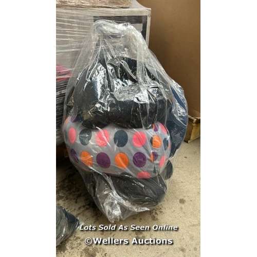 3021 - BAG OF  X6 TRAVEL PILLOWS