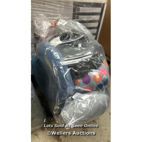 3021 - BAG OF  X6 TRAVEL PILLOWS