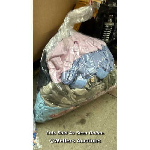 3060 - BAG OF SHIRTS