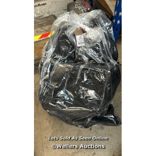 3066 - BAG OF RUCKSACKS