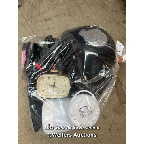 3089 - BAG OF X1 RADIO, FLASH LIGHT AND CLOCK