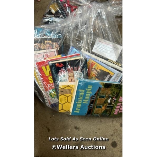 3109 - BAG OF BOOKS