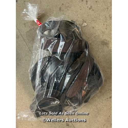 3123 - BAG OF X6 BELTS