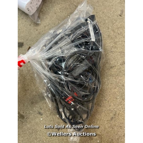 3135 - BAG OF LAPTOP CHARGERS