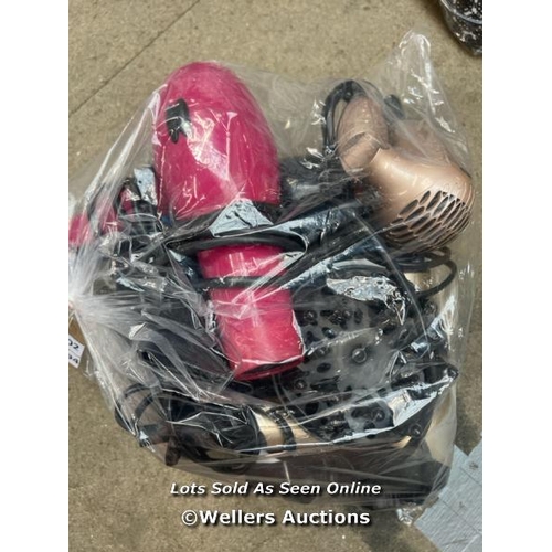 3144 - BAG OF HAIR DRYERS