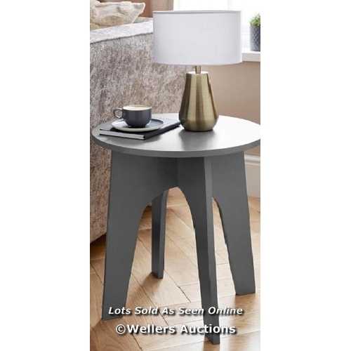 8018 - OAKLEY EASY BUILD SIDE TABLE RRP �29.00 / GREY / H.50 X W.40 X D.40 CM / CON2