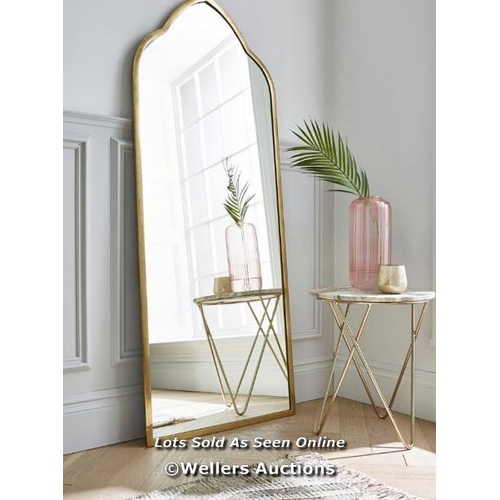 8023 - ARCHED LEANER MIRROR RRP �139.00 / L.58.5 X W148 X H.2 CM / CON2