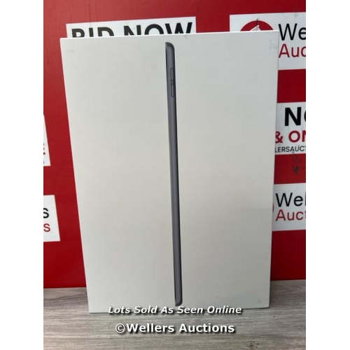 8519 - APPLE IPAD 9TH GEN / 10.2 INCH / WIFI / 64GB / SPACE GREY / MK2K3B/A / POWERS UP / ICLOUD UNLOCKED /... 