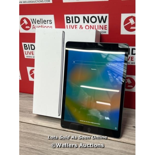 8521 - APPLE IPAD 9TH GEN / 10.2 INCH / WIFI / 64GB / SPACE GREY / MK2K3B/A / POWERS UP / ICLOUD UNLOCKED /... 