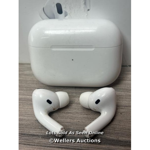 8532 - APPLE AIRPOD PROS (2ND GENERATION) / POWERS UP & CONNECTS VIA BLUETOOTH WITH SOUND / SIGNS OF USE / ... 