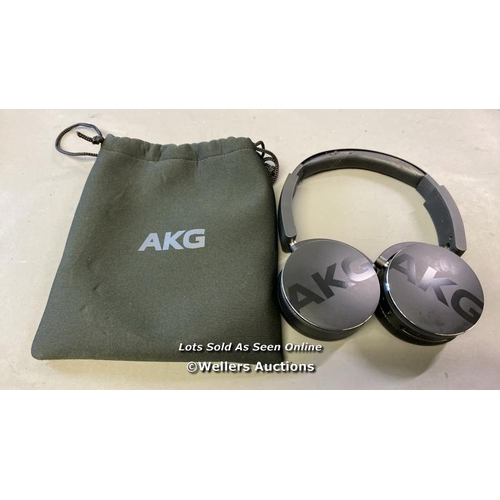 9533 - AKG HEADPHONES IN CASE