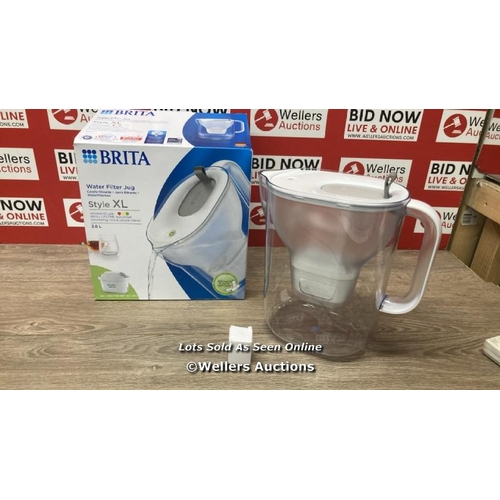 4014 - BRITA MAXTRA XL STYLE JUG / MINIMAL SIGNS OF USE  / F34