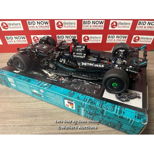 4030 - LEGO TECHNIC MERCEDES F1 CAR 42171 / APPEARS NEW/ SEE IMAGES  / F35