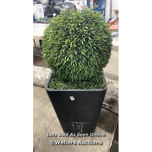 4084 - ROSEMARY TOPIARY BALL / SIGNS OF USE/ CRACKED