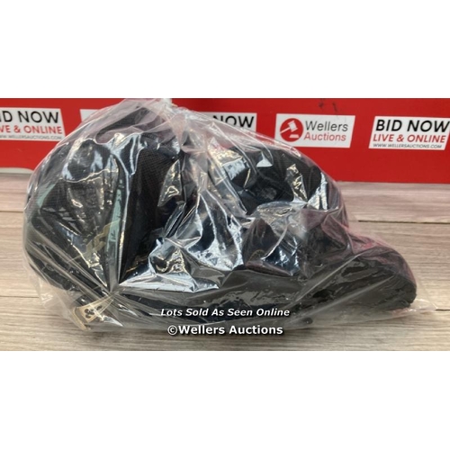 4535 - BAG OF PRE OWNED SUNGLASSES IN CASES